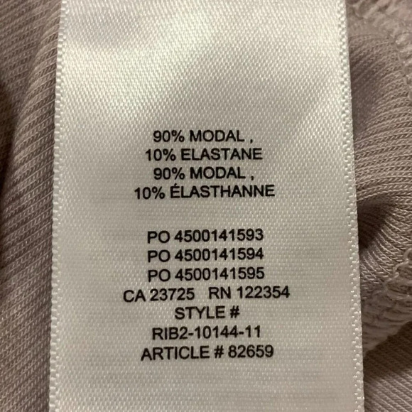 Aritzia Sunday Best Women's Ribbed V Neck Short Sleeve Shirt Size S - Picture 8 of 11